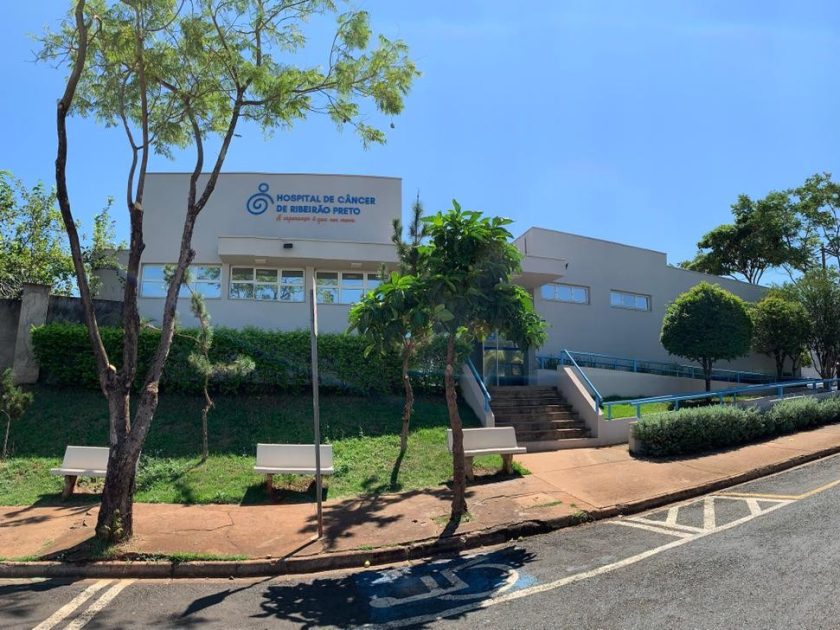 Hospital de Câncer de Ribeirão Preto é referência mundial em tratamento com laser para mucosite oral