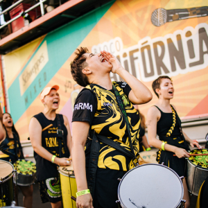 bateria-farma-usp: Em sua 9ª edição, o Bloco Califórnia reúne pela primeira vez sete baterias na programação - Crédito: Indie Click